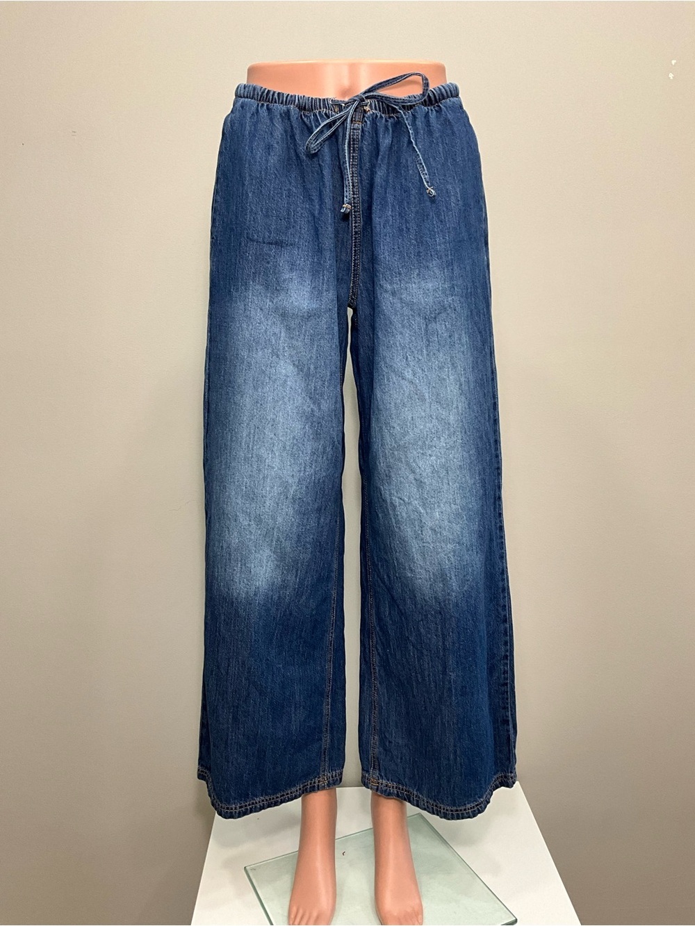DIVIDED Medium Wash Drawstring Wide Leg Jeans Size S Relaxed Palazzo Denim